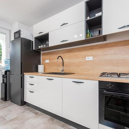 זאדאר Apartment 12 O'Clock מראה חיצוני תמונה