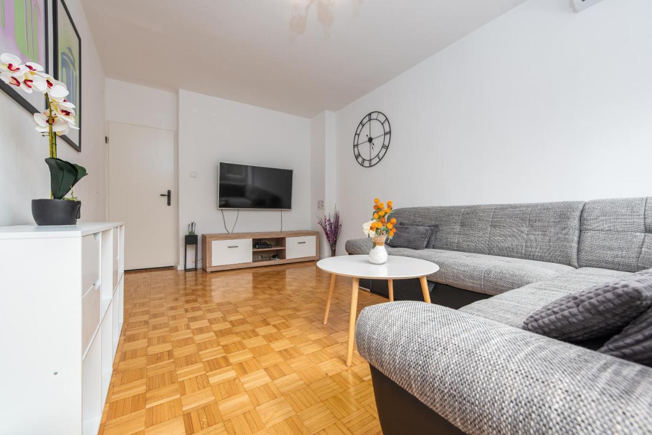 זאדאר Apartment 12 O'Clock מראה חיצוני תמונה